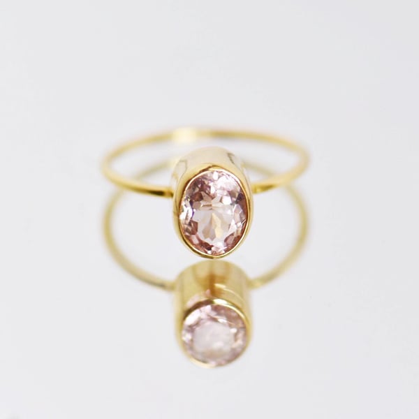 Image of Pink Spinel oval cut 14k gold ring