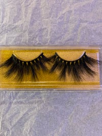 “Foxy” Lashes
