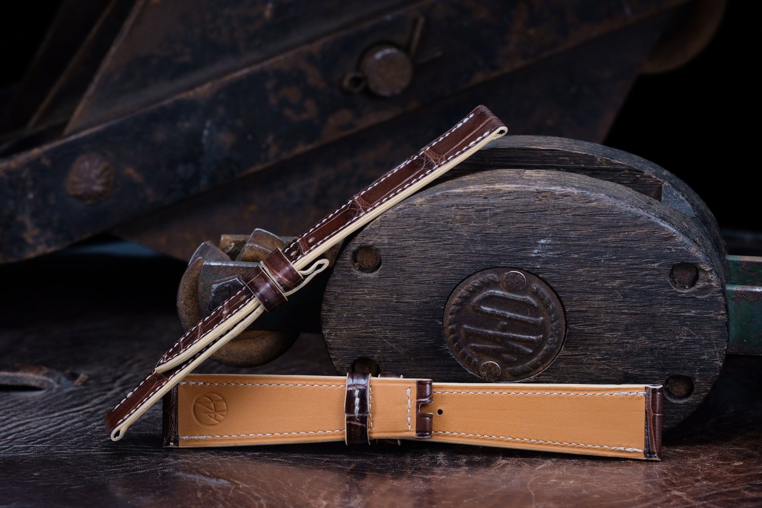 Image of CHOCOLATE BROWN MATTE ALLIGATOR STRAP 20/16 