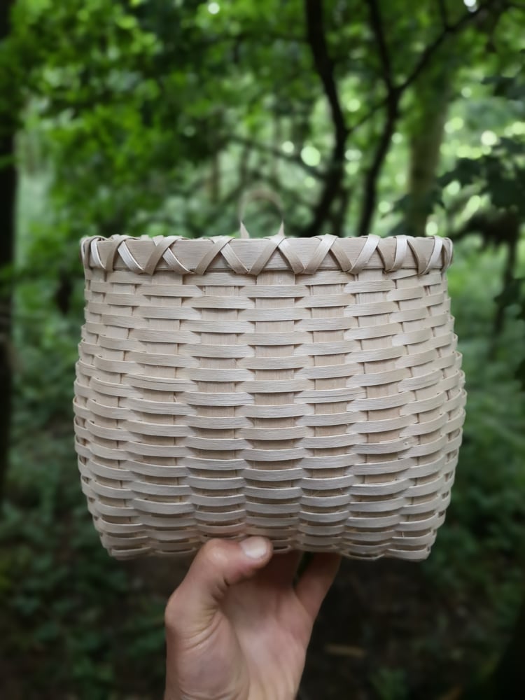 Image of  Ash splint, wall basket (made to order) 