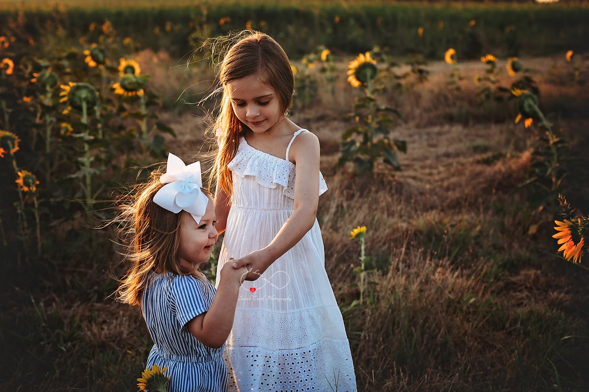 Sunflower Mini Sessions at P Bar Farms in Hydro, OK