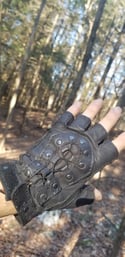 Wastlander Fingerless Gloves
