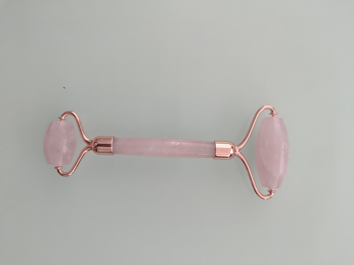 Image of Fimmisbiauty Rose Quartz Roller