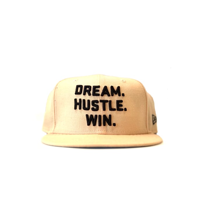 Image of 2520 X NEW ERA DREAM. HUSTLE. WIN. 9FIFTY SNAPBACK - MANGO MOCHA