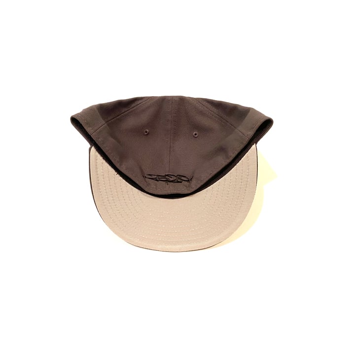 Image of 2520 X NEW ERA  MONOGRAM LOGO "T5T" 59FIFTY FITTED - DARK GRAPHITE 