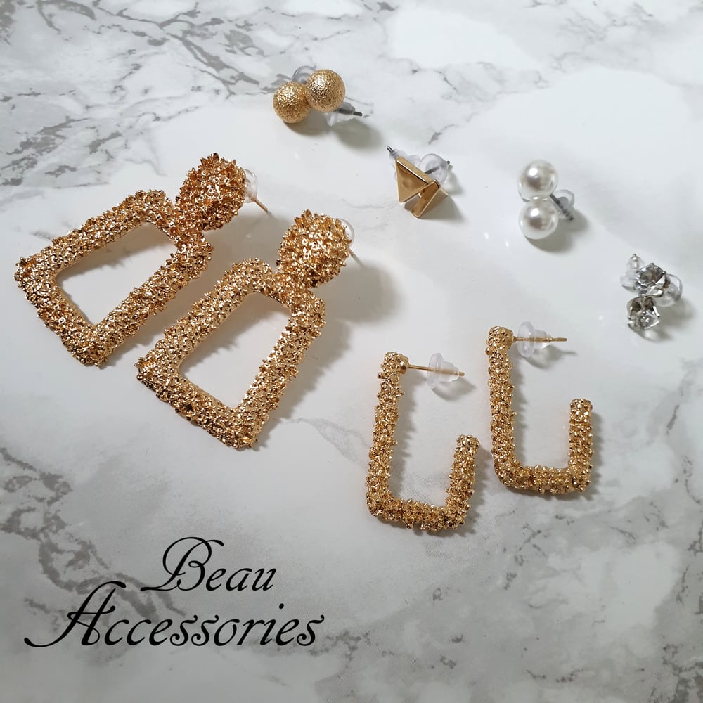 Image of Golden Set of Statement Earrings