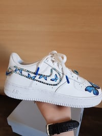 Image 1 of BUTTERFLY NIKE AIRFORCE BLUE SWAROVSKI