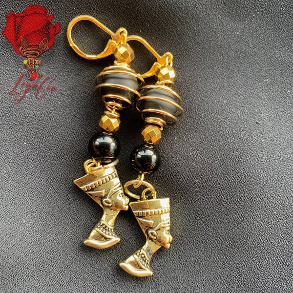 Image of NIRVANA EARRINGS: QUEEN