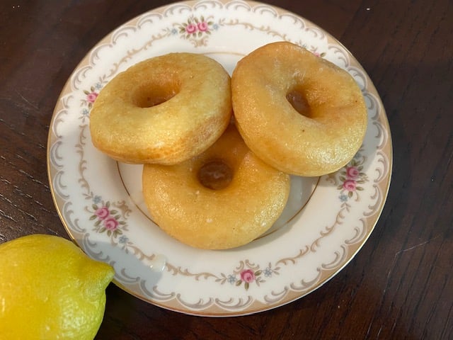 Image of Lemony Donuts - 1 dozen