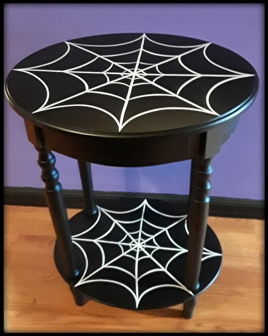 Image of B&W Webbed Accent Table