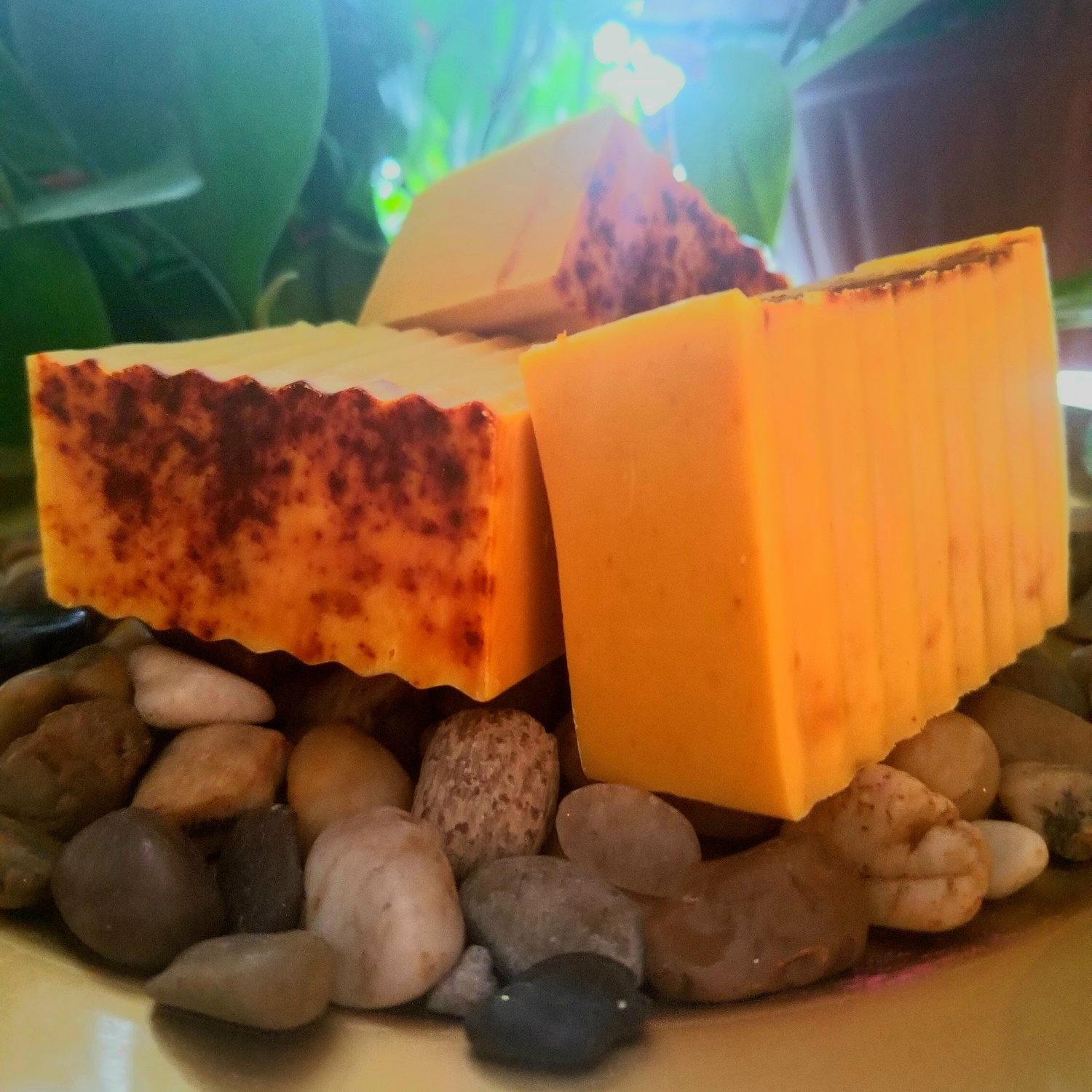 Image of Turmeric and Tea Tree Cleasing Bar