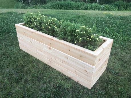 Cedar patio garden box 2' x 6' x 23" | Minnesota Garden Boxes