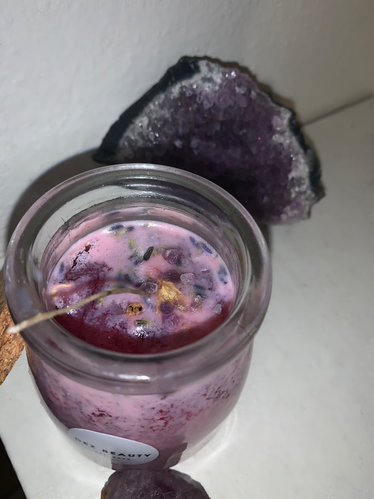 Image of LAVENDER ROSÃˆ w/ Amethyst CANDLE