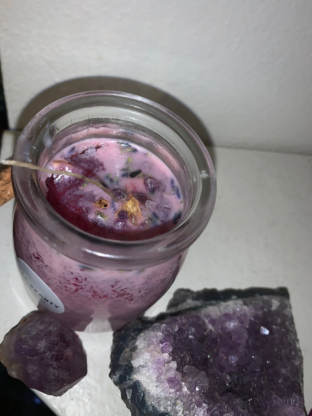 Image of LAVENDER ROSÈ w/ Amethyst CANDLE