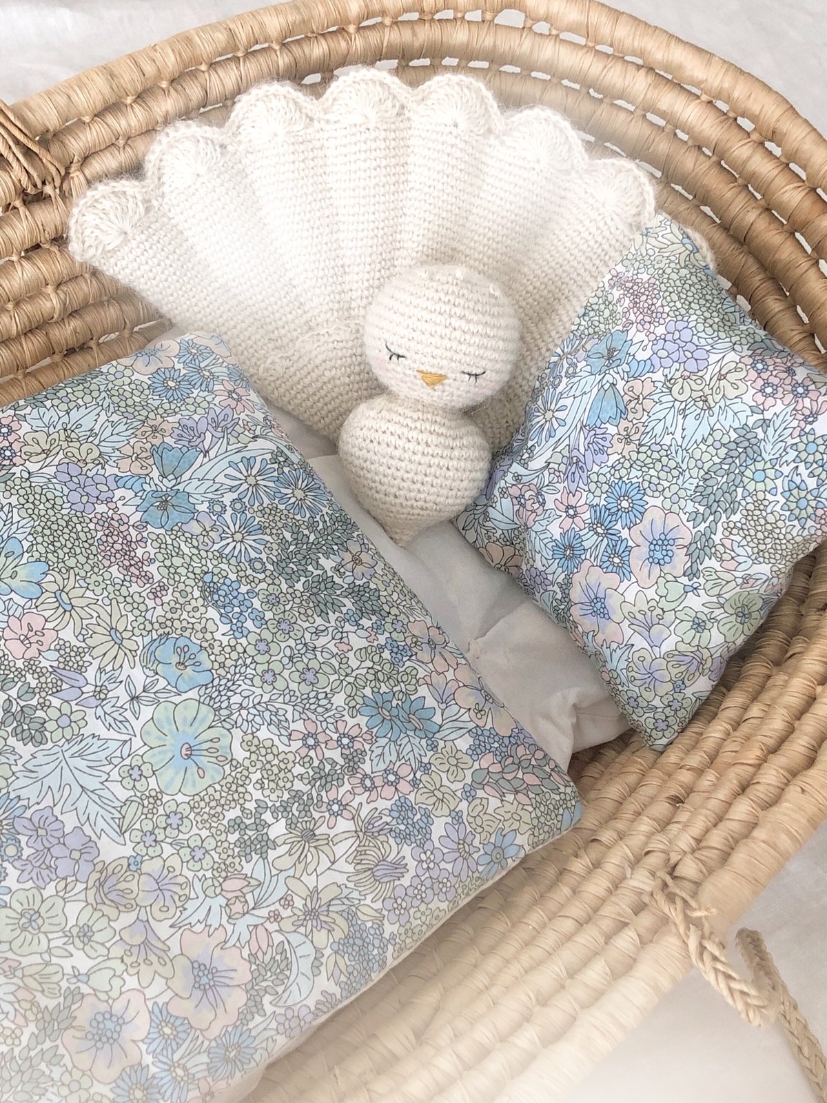 Image of English Pattern HOPE LE PETIT PAON