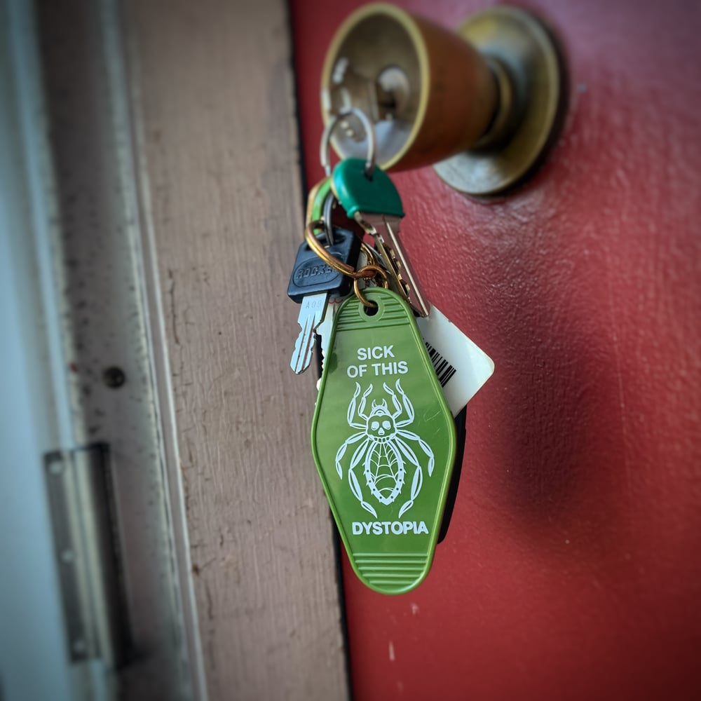 Motel Dystopia Key Tag - olive green 