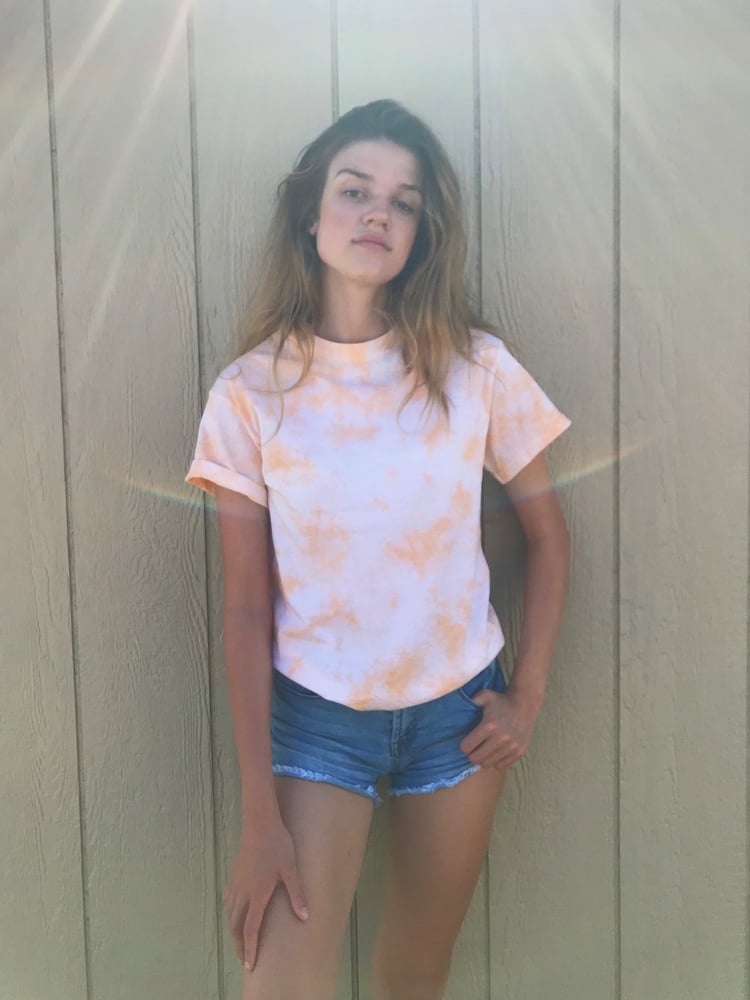 Image of ‘PEACHY SWIRL’ DREAM TEE