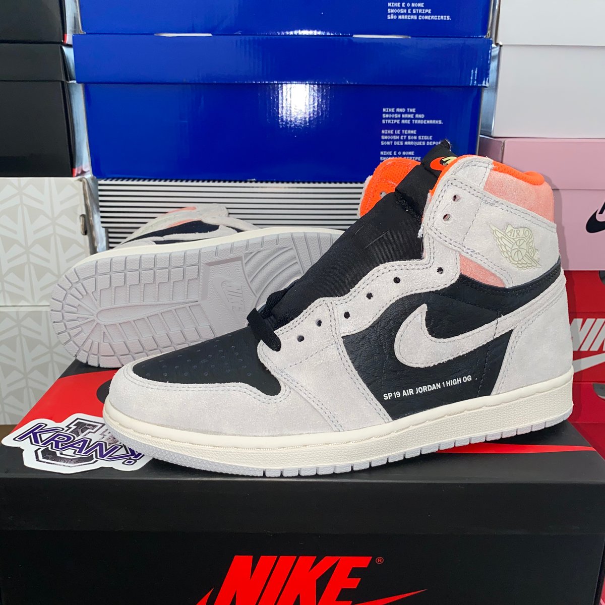 jordan 1 retro high neutral grey hyper crimson