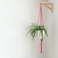 Bracket plant hanger