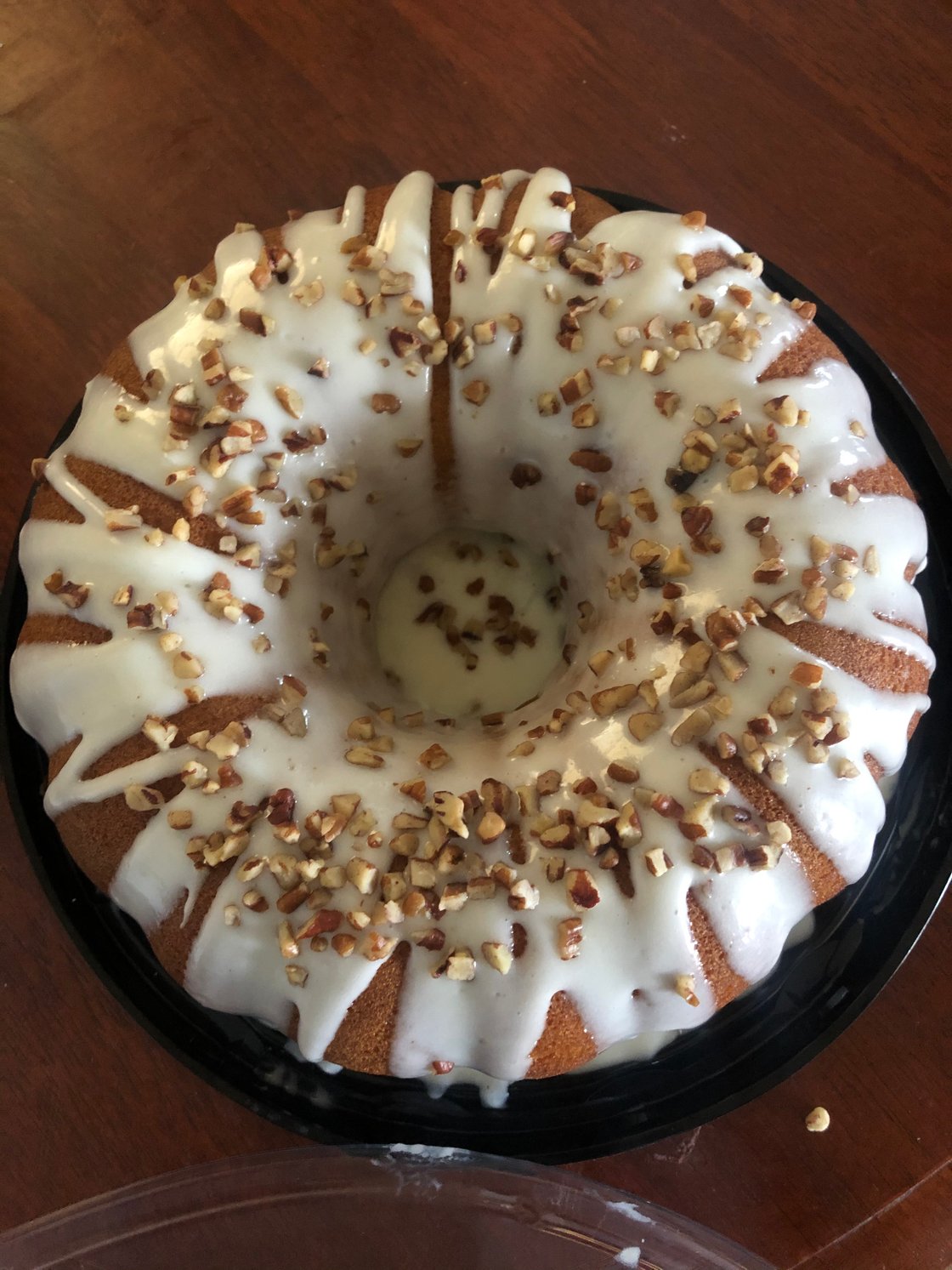 Image of Lip Bitting Butter Pecan Bundt Cakes 