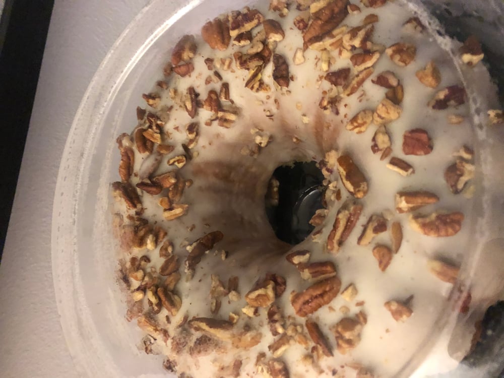 Image of Lip Bitting Butter Pecan Bundt Cakes 