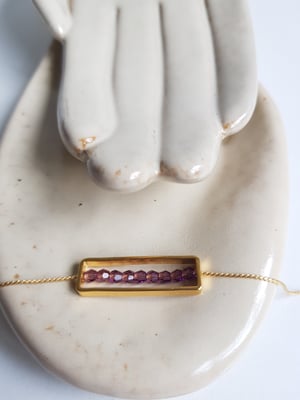 Image of Ana. Collar corto con cristales de Swarovski.