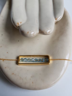 Image of Ana. Collar corto con cristales de Swarovski.
