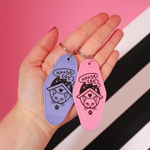 Image of House Cat retro motel / hotel keyring - key tag - introvert - pink or purple key chain
