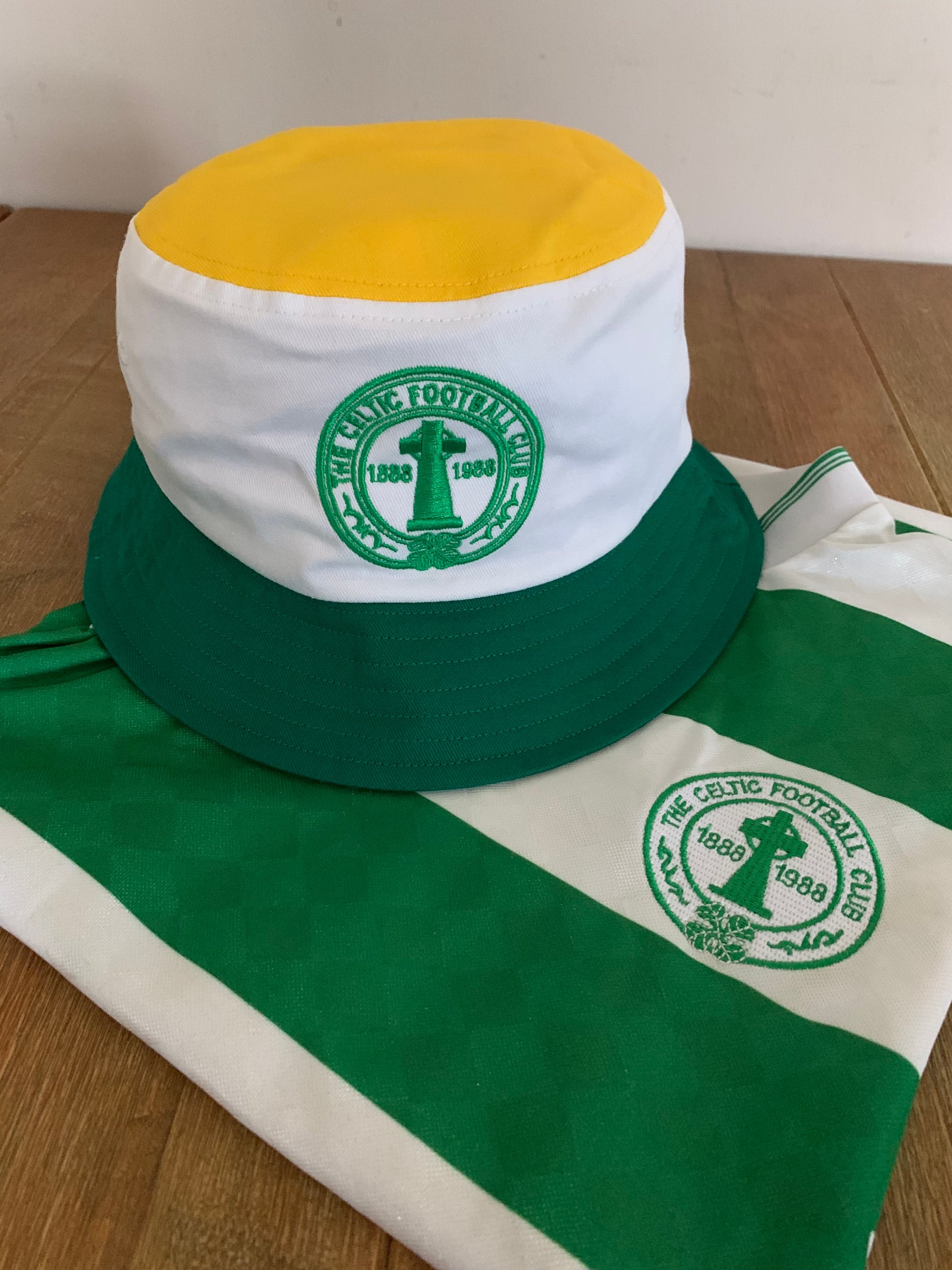 1888 tejao Celtic Bucket Hat