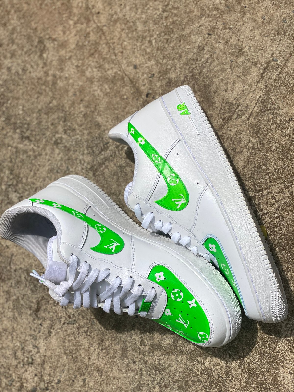 Custom  LV Slime Green  Custom Shoes