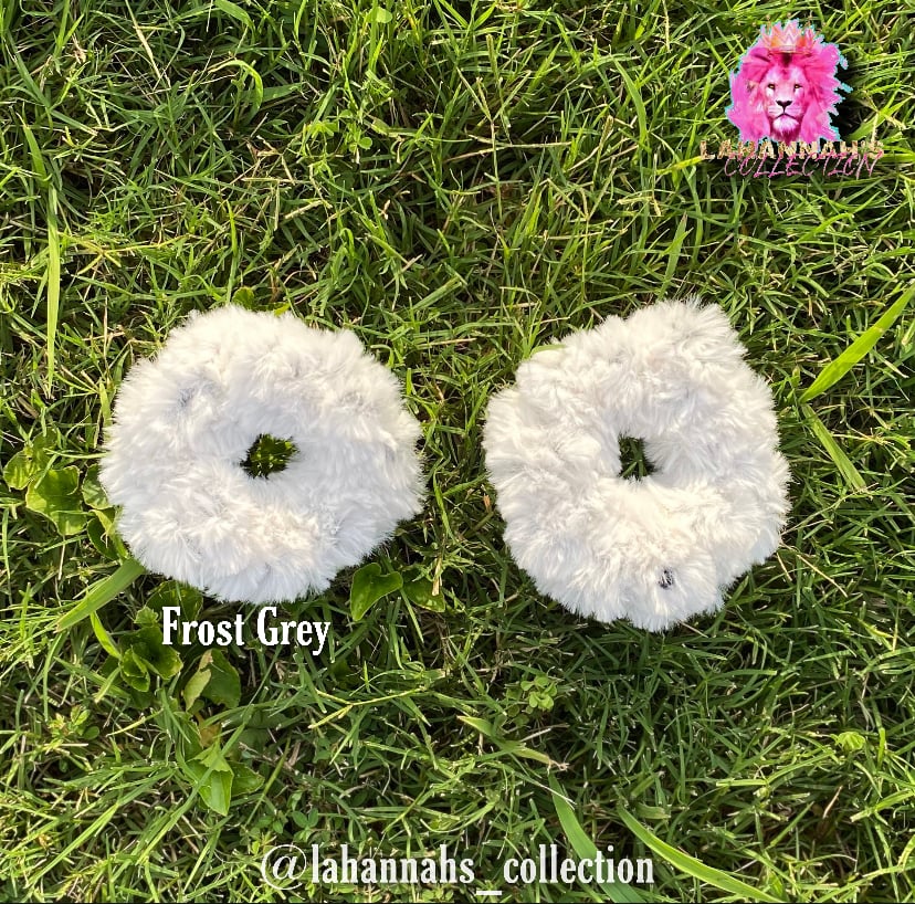 Image of Fur Crochet Scrunchies Pair
