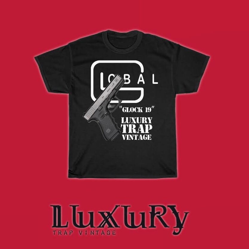 Image of GLOCK 19 TEE ( BLACK/ WHITE)