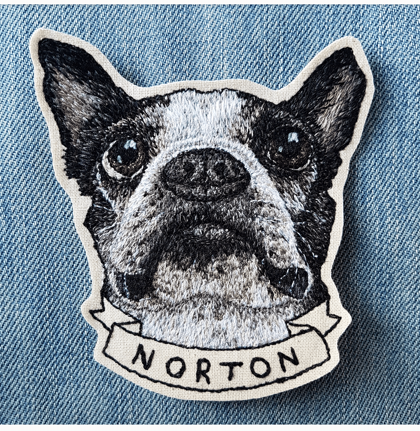 [SINGLE]: Custom Embroidered Pet Portrait Patch/Brooch