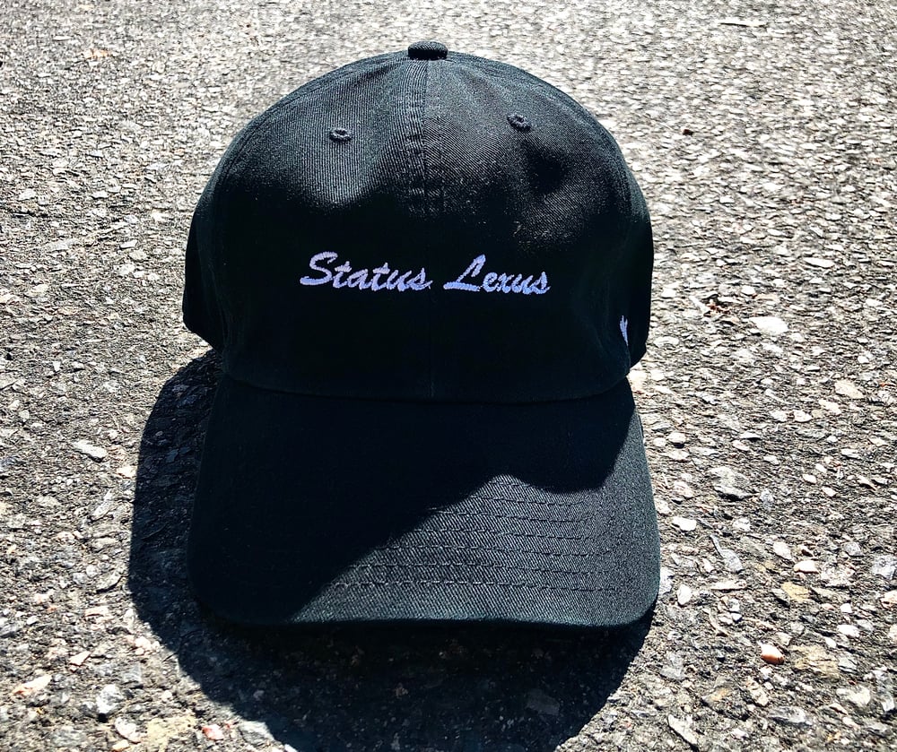 Status Lexus Cap