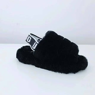 boutique slippers