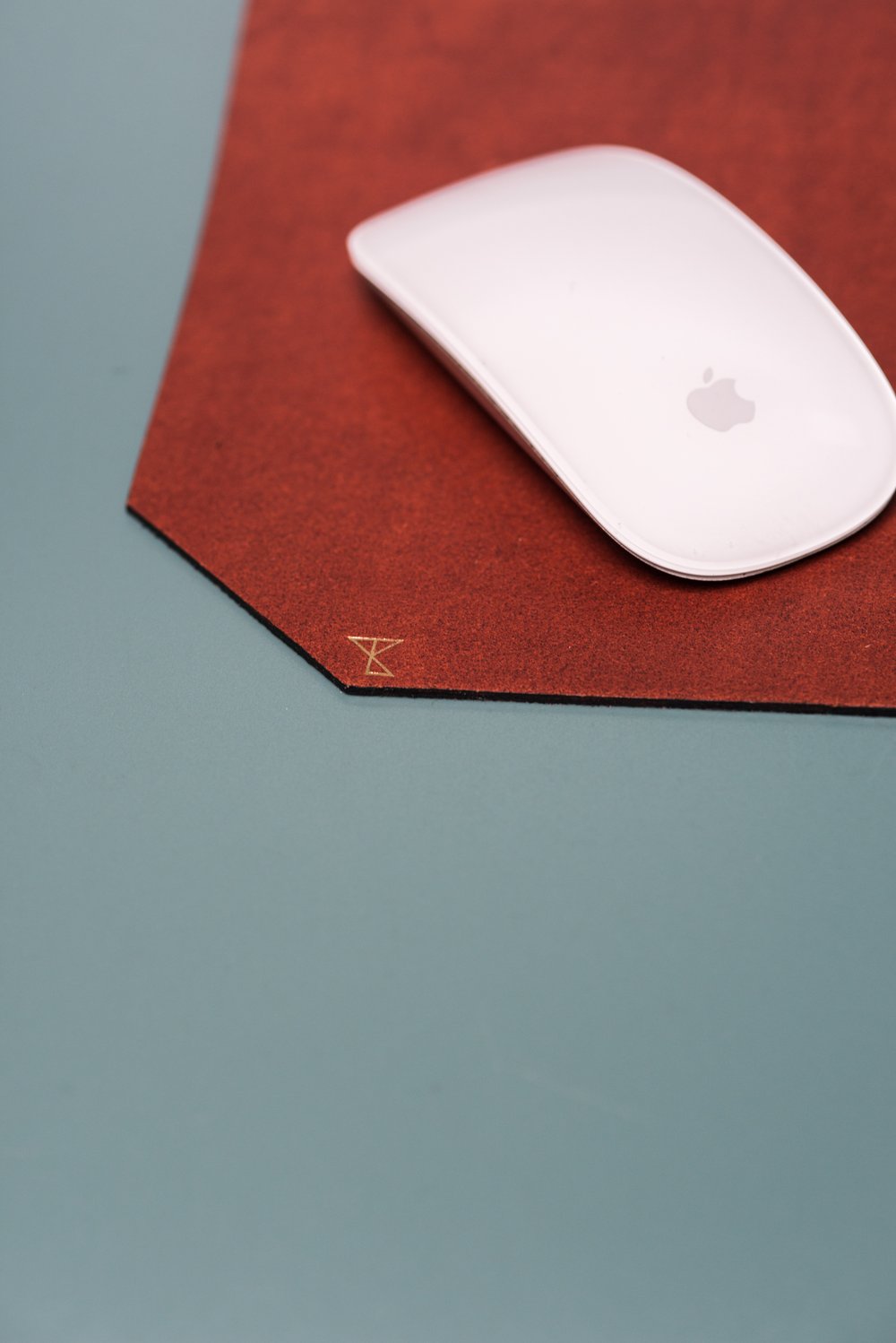 DPY leather mousepad