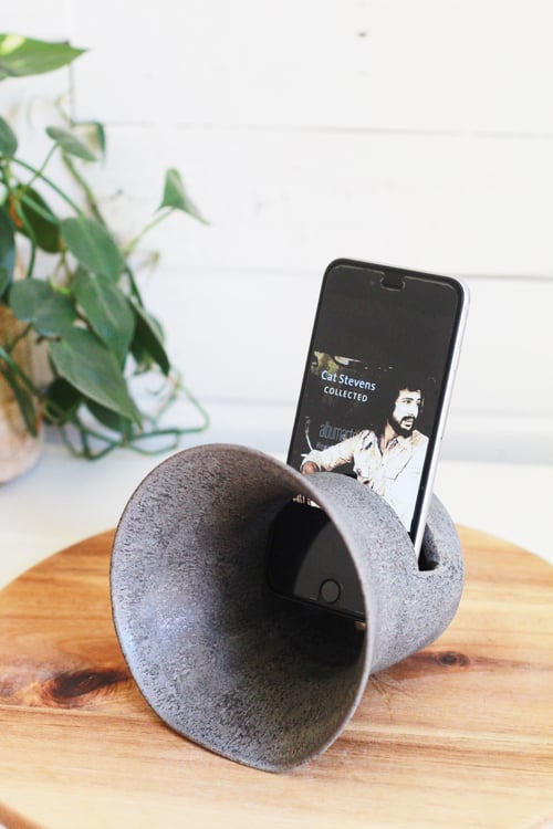 Image of Ceramic Phone Amplifier Speaker Charcoal Grey