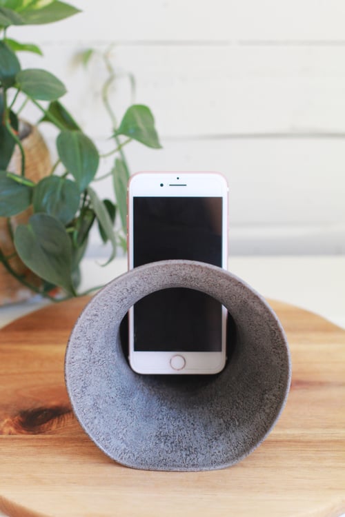 Image of Ceramic Phone Amplifier Speaker Charcoal Grey