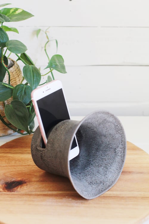Image of Ceramic Phone Amplifier Speaker Charcoal Grey