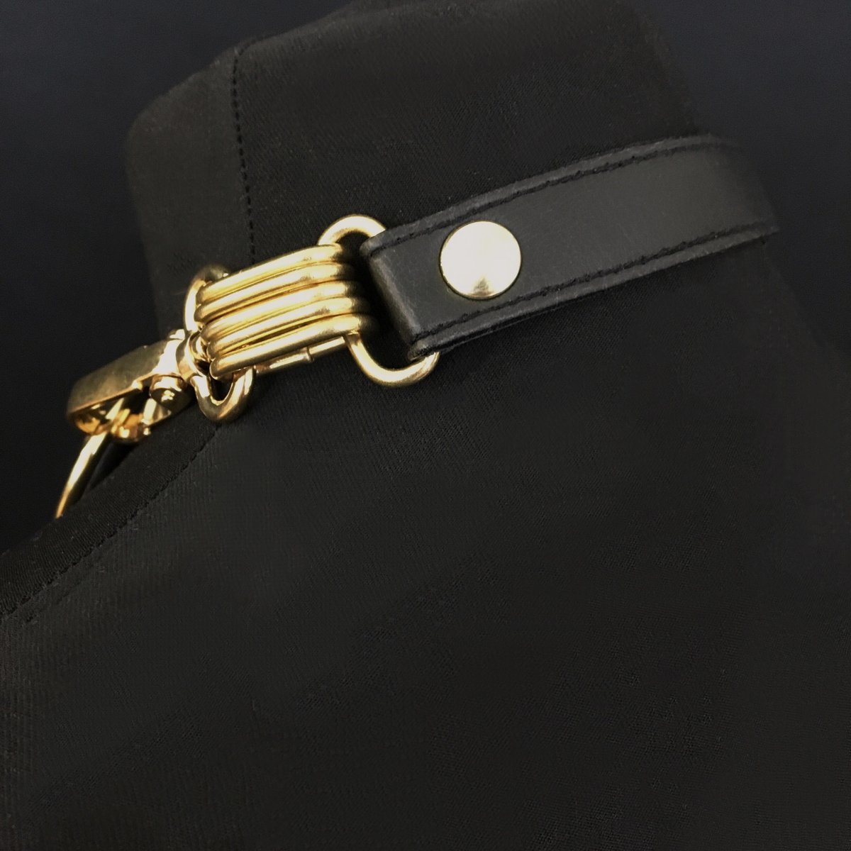 Infinity necklace gold