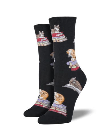 Image of Cats on Books