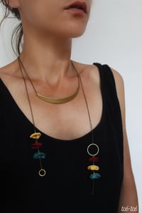 Image 2 of Collier "Oiseau de paradis"