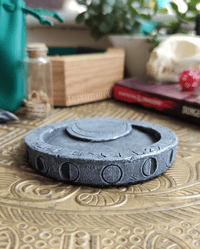 Image 3 of Lunar dais dice display base