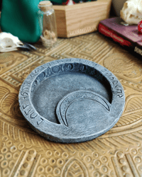 Image 1 of Lunar dais dice display base