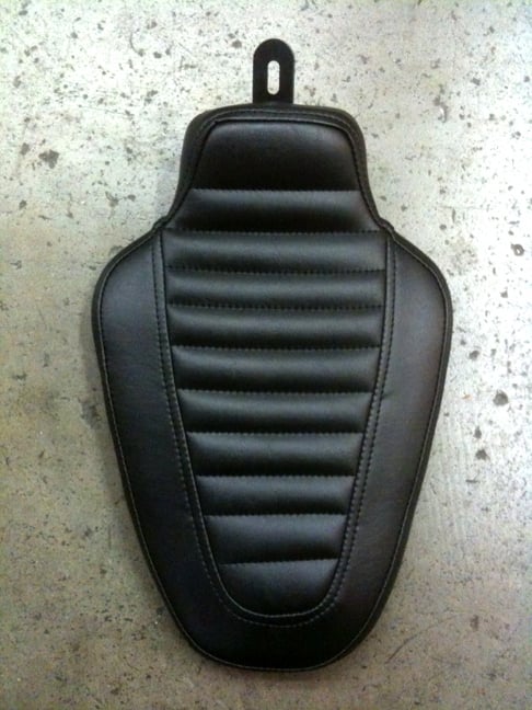 Image of '82-'03 Sportster "Solo" Cobra King Seats