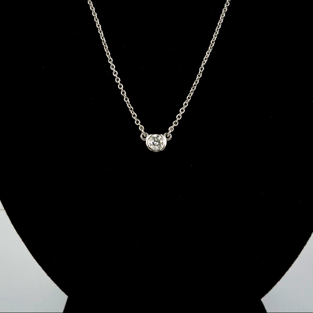 Image of PJ4938 - 9ct white gold diamond solitaire chain necklace 