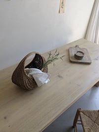 Image 5 of La table à manger en bois massif 