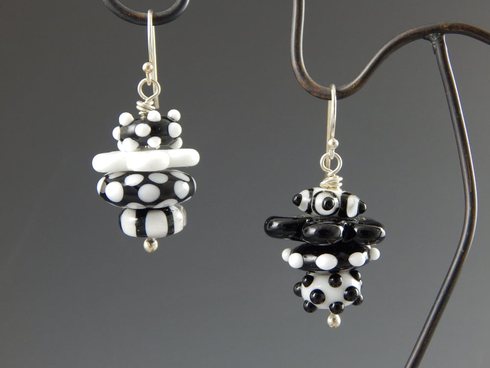 Image of Artisan Glass • Black & White Stacks