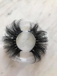 Lovely Lush Lashes