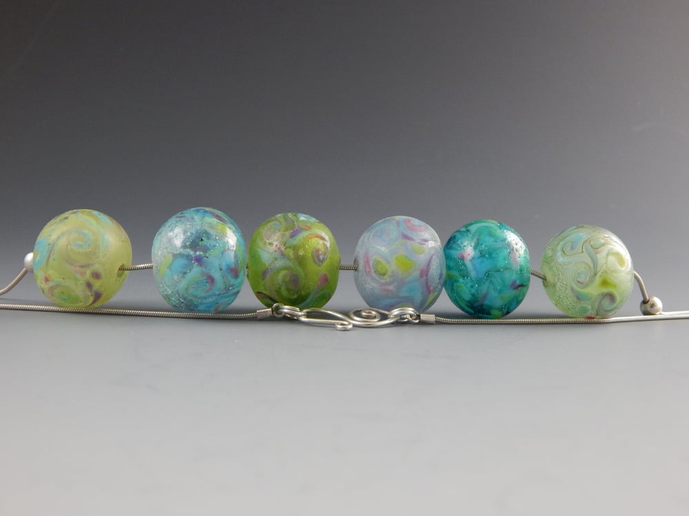 Image of Artisan Glass • Etched Hollow Swirls